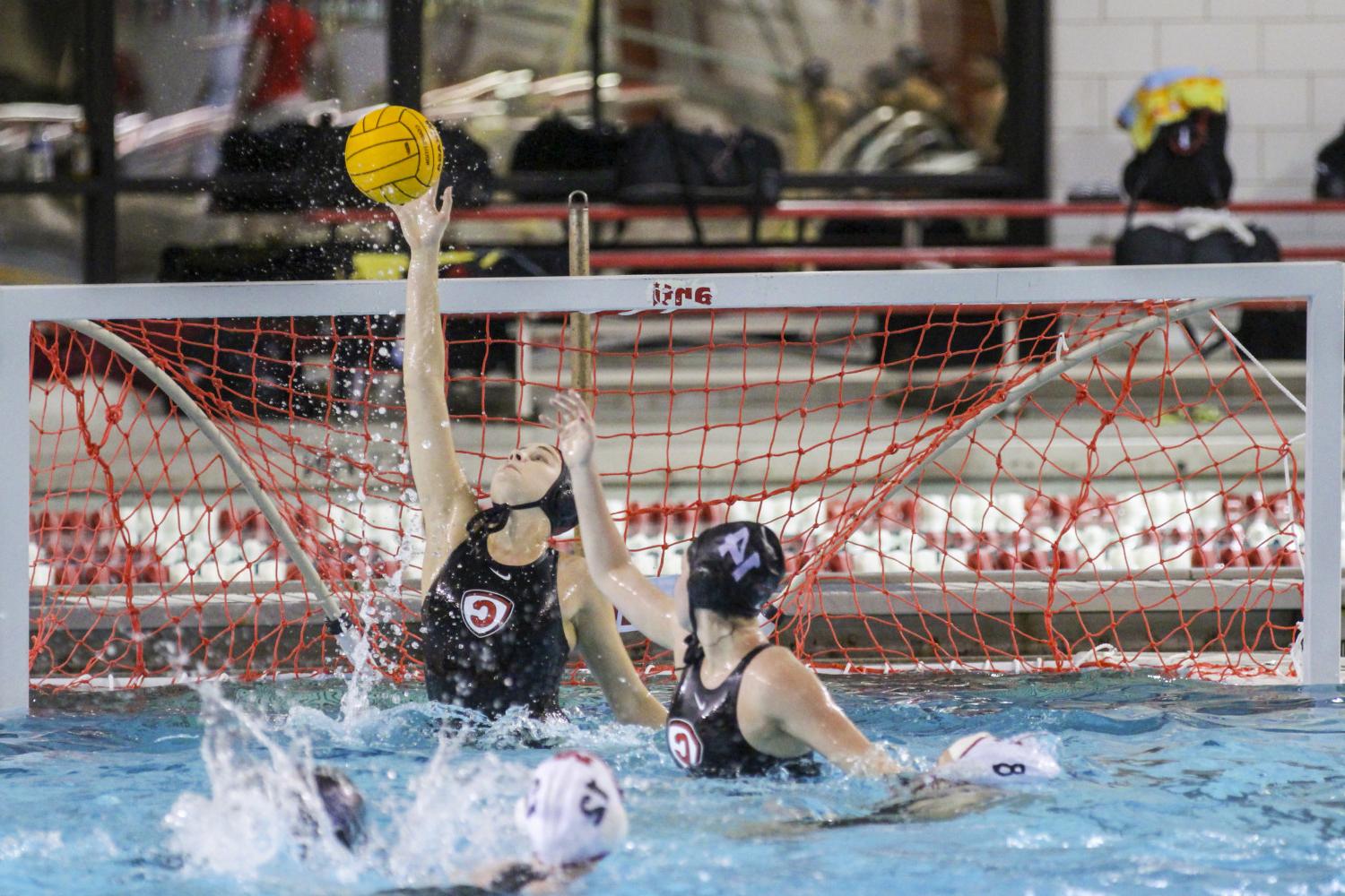 <a href='http://5q400.cuannalong.com'>全球十大赌钱排行app</a> student athletes compete in a water polo tournament on campus.